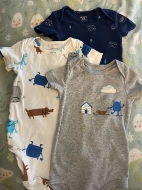 2/$10 4x Carter's Baby Onesie Set in Navy, White, Gray with Blue Accents